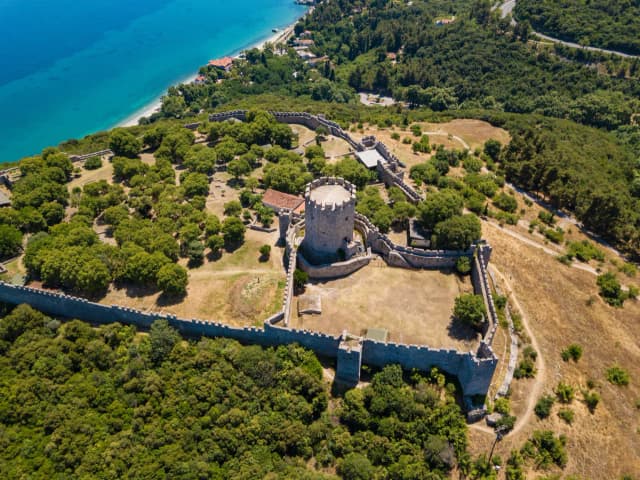 Najlepsze atrakcje w Platamonas – co zobaczyć i gdzie spędzić czas Najlepsze atrakcje w Platamonas – co zobaczyć i gdzie spędzić czas