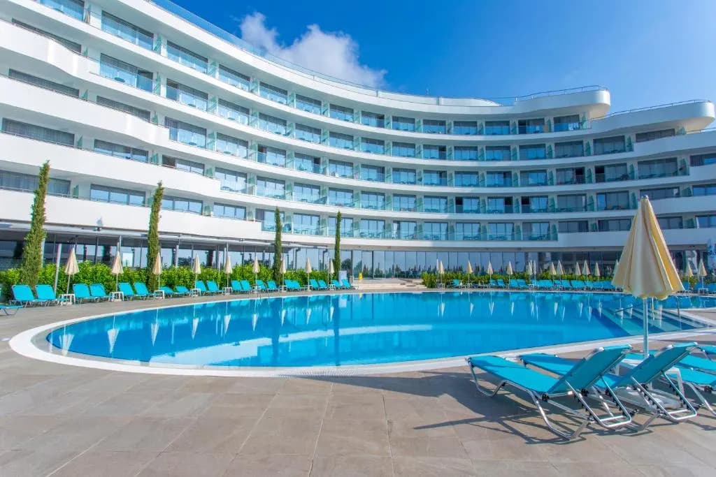 Hotel Astoria Bulgaria: Niezapomniany wypoczynek nad Morzem Czarnym Hotel Astoria Bulgaria: Niezapomniany wypoczynek nad Morzem Czarnym