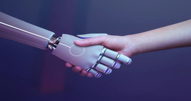 Czy roboty zastąpią ludzkich operatorów w platformach online? Czy roboty zastąpią ludzkich operatorów w platformach online?
