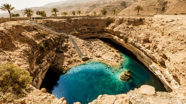 Oman kiedy jechać - uniknij tłumów i odkryj najlepszy czas na podróż Oman kiedy jechać - uniknij tłumów i odkryj najlepszy czas na podróż