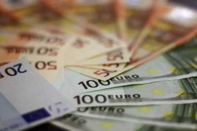 Jaka waluta w Austrii? Wszystko o euro i płatnościach w tym kraju Jaka waluta w Austrii? Wszystko o euro i płatnościach w tym kraju