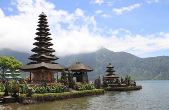 Jaka waluta obowiązuje na Bali? Wszystko o rupii indonezyjskiej i wymianie Jaka waluta obowiązuje na Bali? Wszystko o rupii indonezyjskiej i wymianie