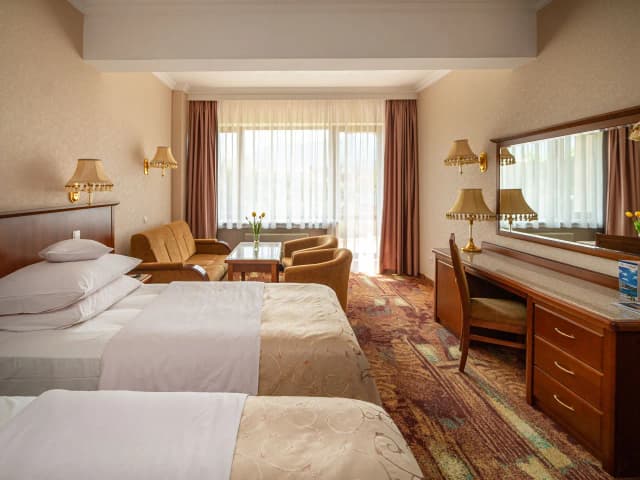 Ile kosztuje doba w hotelu Gołębiewskim? Sprawdź ceny i oferty Ile kosztuje doba w hotelu Gołębiewskim? Sprawdź ceny i oferty