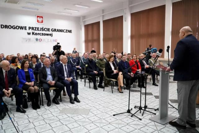 Co można przewieźć przez granicę z Ukrainą? Ważne informacje i zasady Co można przewieźć przez granicę z Ukrainą? Ważne informacje i zasady