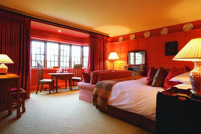 Czym się różni hotel 4-gwiazdkowy od 5? Poznaj kluczowe różnice Czym się różni hotel 4-gwiazdkowy od 5? Poznaj kluczowe różnice