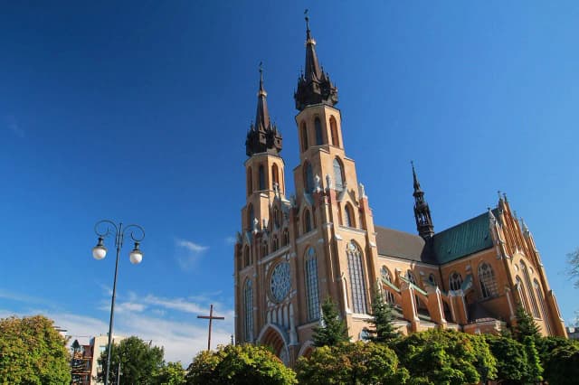 Najlepsze atrakcje w Radomiu, które musisz zobaczyć – praktyczne informacje i opinie Najlepsze atrakcje w Radomiu, które musisz zobaczyć – praktyczne informacje i opinie