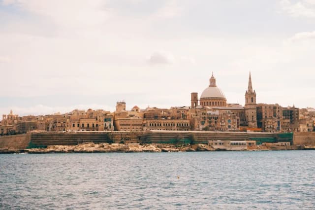 Malta w styczniu czy warto? Odkryj, co może Cię zaskoczyć Malta w styczniu czy warto? Odkryj, co może Cię zaskoczyć