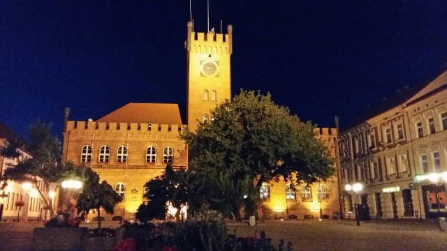 Najlepsze atrakcje w Szczecinku, które musisz zobaczyć – praktyczne porady i lokalizacje Najlepsze atrakcje w Szczecinku, które musisz zobaczyć – praktyczne porady i lokalizacje
